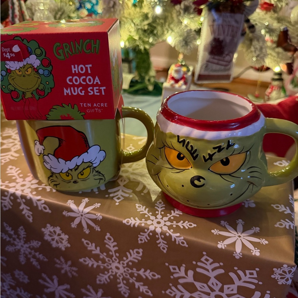 Grinch Hot Cocoa Mug Set